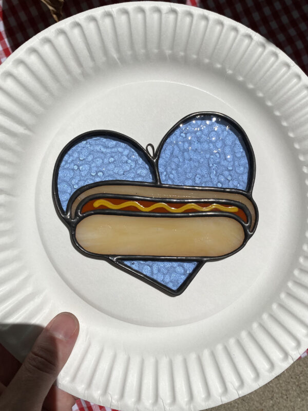 Mini hot dog heart - blue with mustard - Image 3