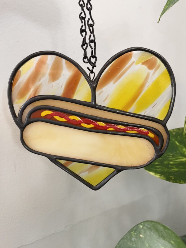 Mini hot dog heart - red/yellow with ketchup and mustard