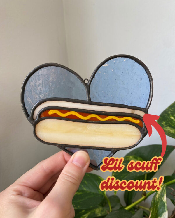 Mini hot dog heart - blue with mustard