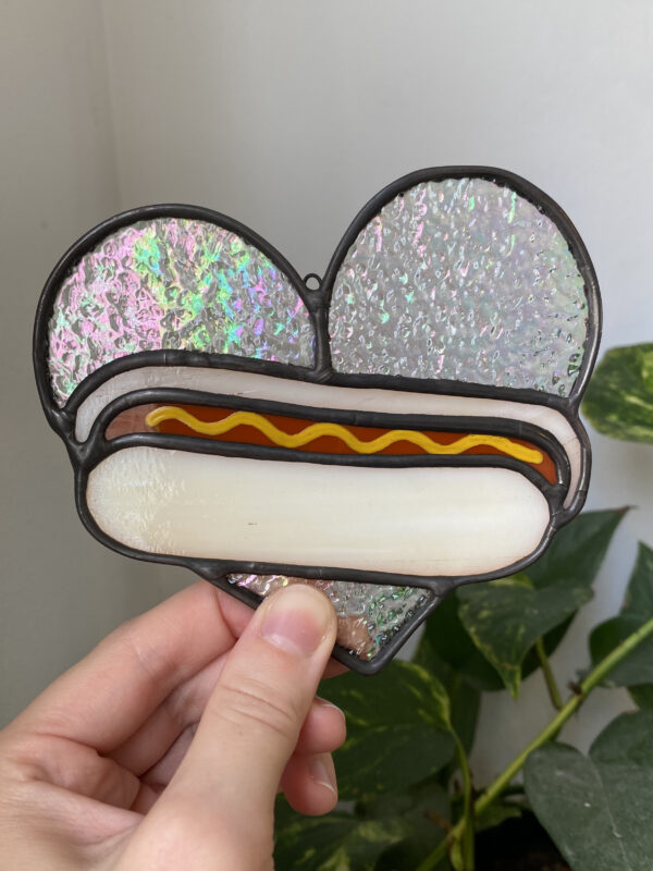 Mini hot dog heart - iridescent B with mustard