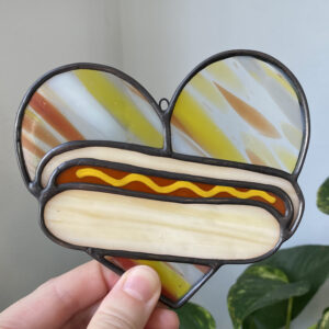 Mini hot dog heart - red/yellow with mustard
