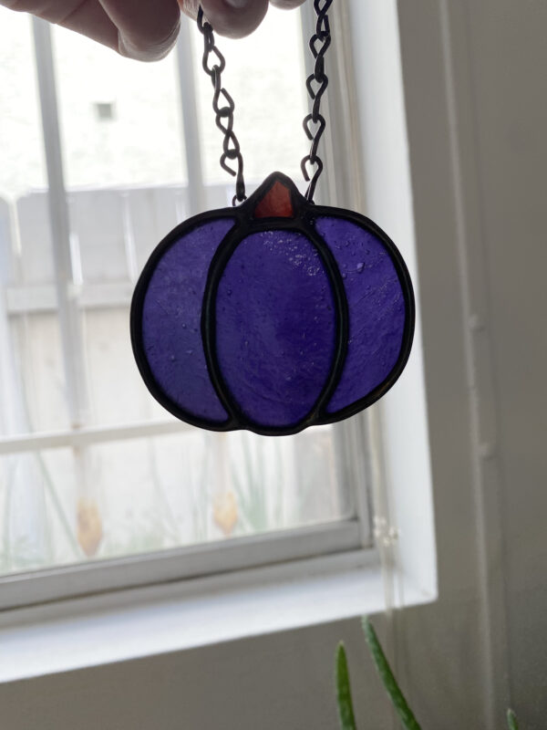 Pumpkin - deep violet