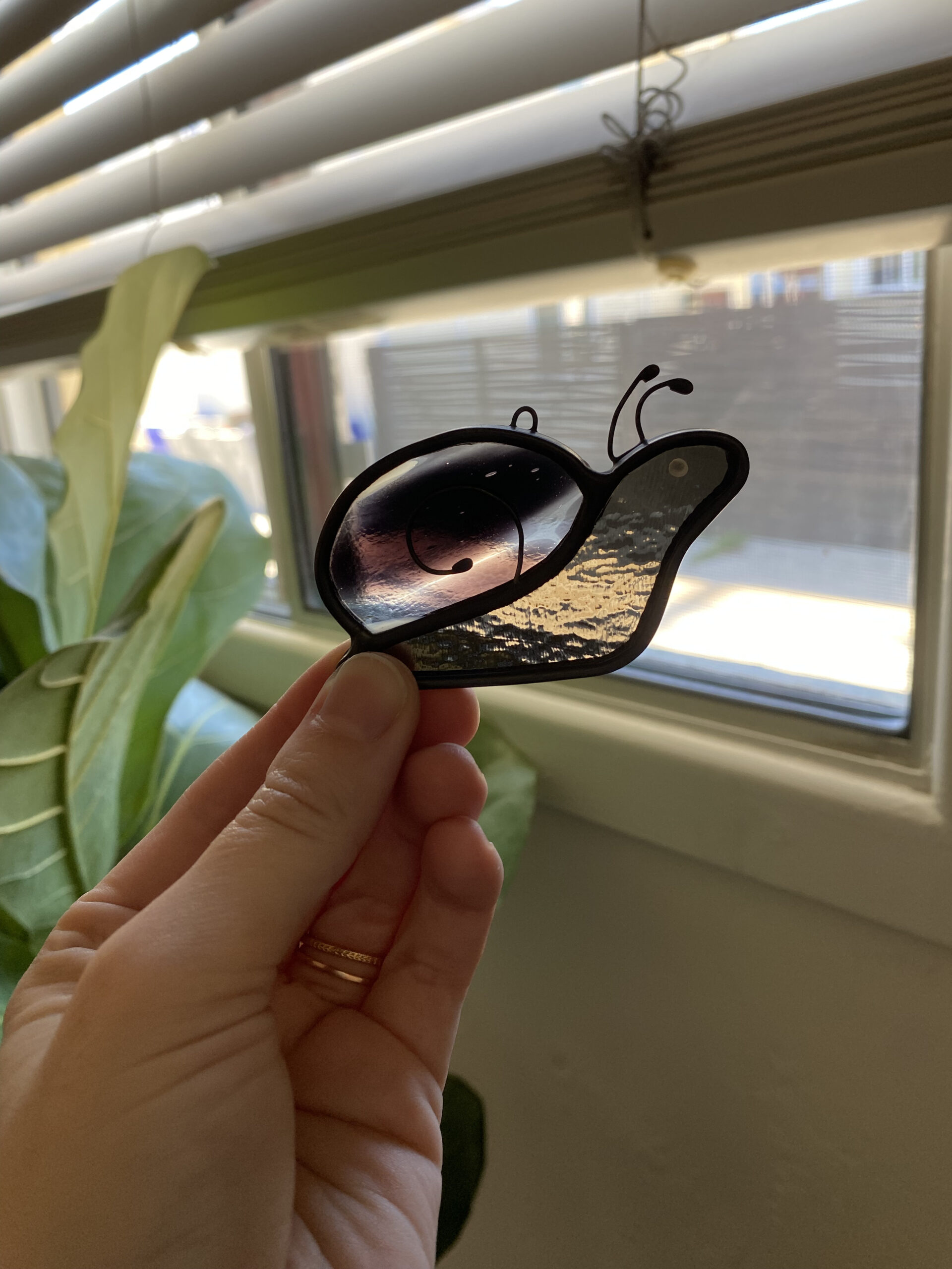 Mini Snail - Goth - Image 2